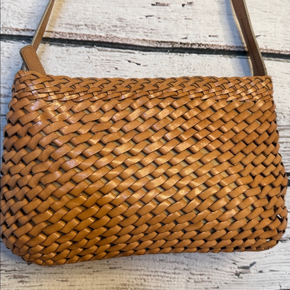 Fossil vintage Woven Shoulder Bag - Picture 5 of 9